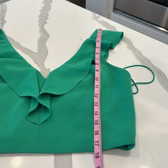 Alice + Olivia Green Flutter Sleeve Crop Tank 12 - Picture 8 of 10